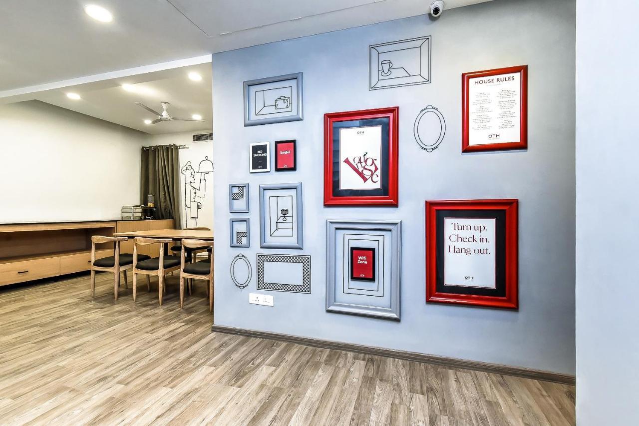 Hotel Gokul Solitaire, Surat Bhatha Kültér fotó